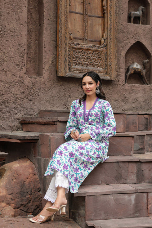 Women Floral Printed Kurta
